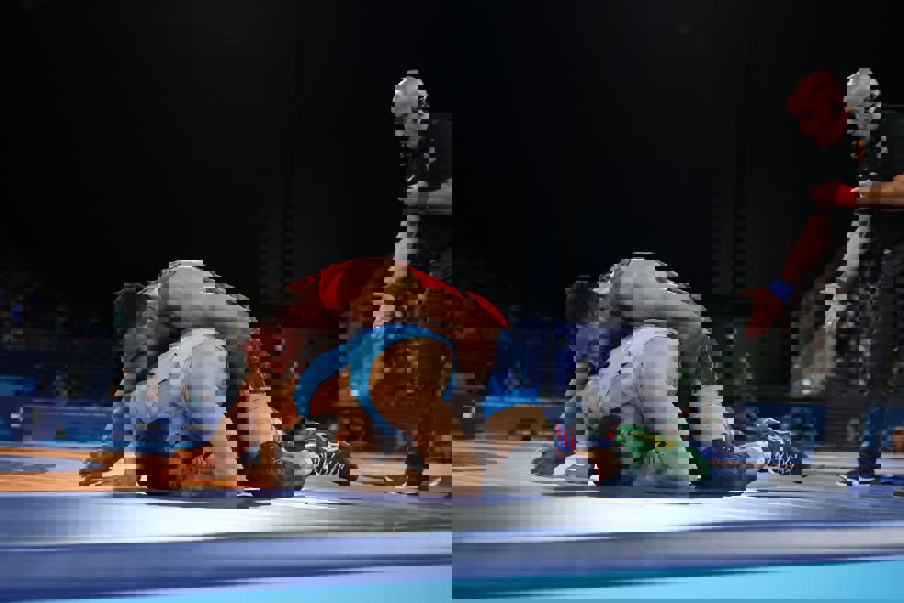 2066703
