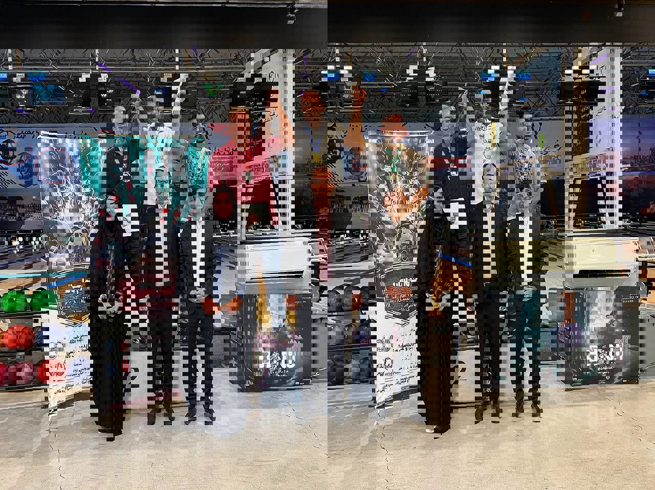 2066825