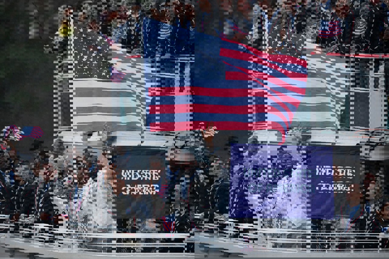 2066855