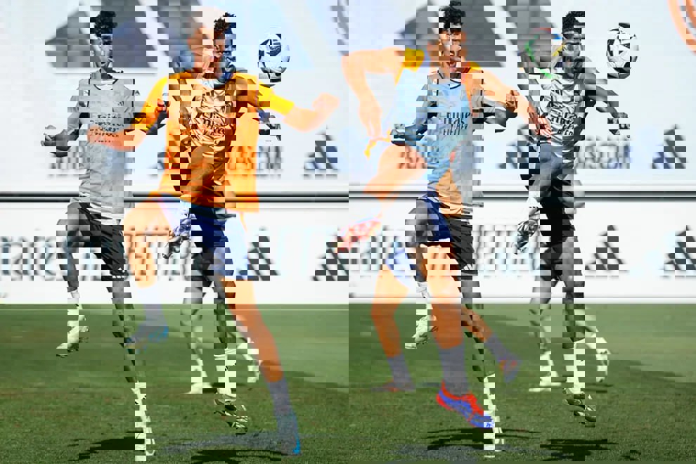 2067232