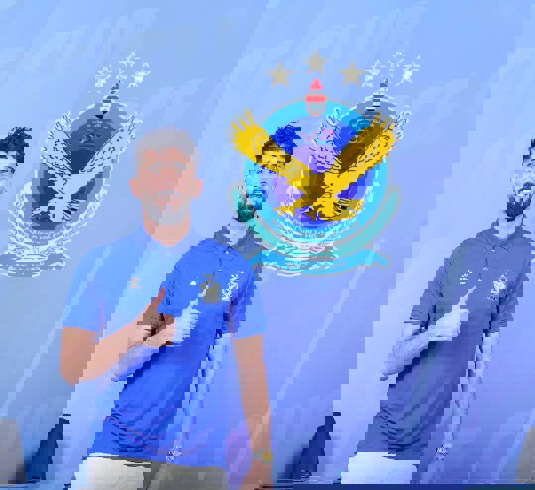 2067304