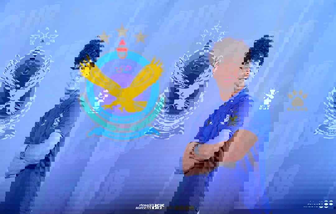2067324
