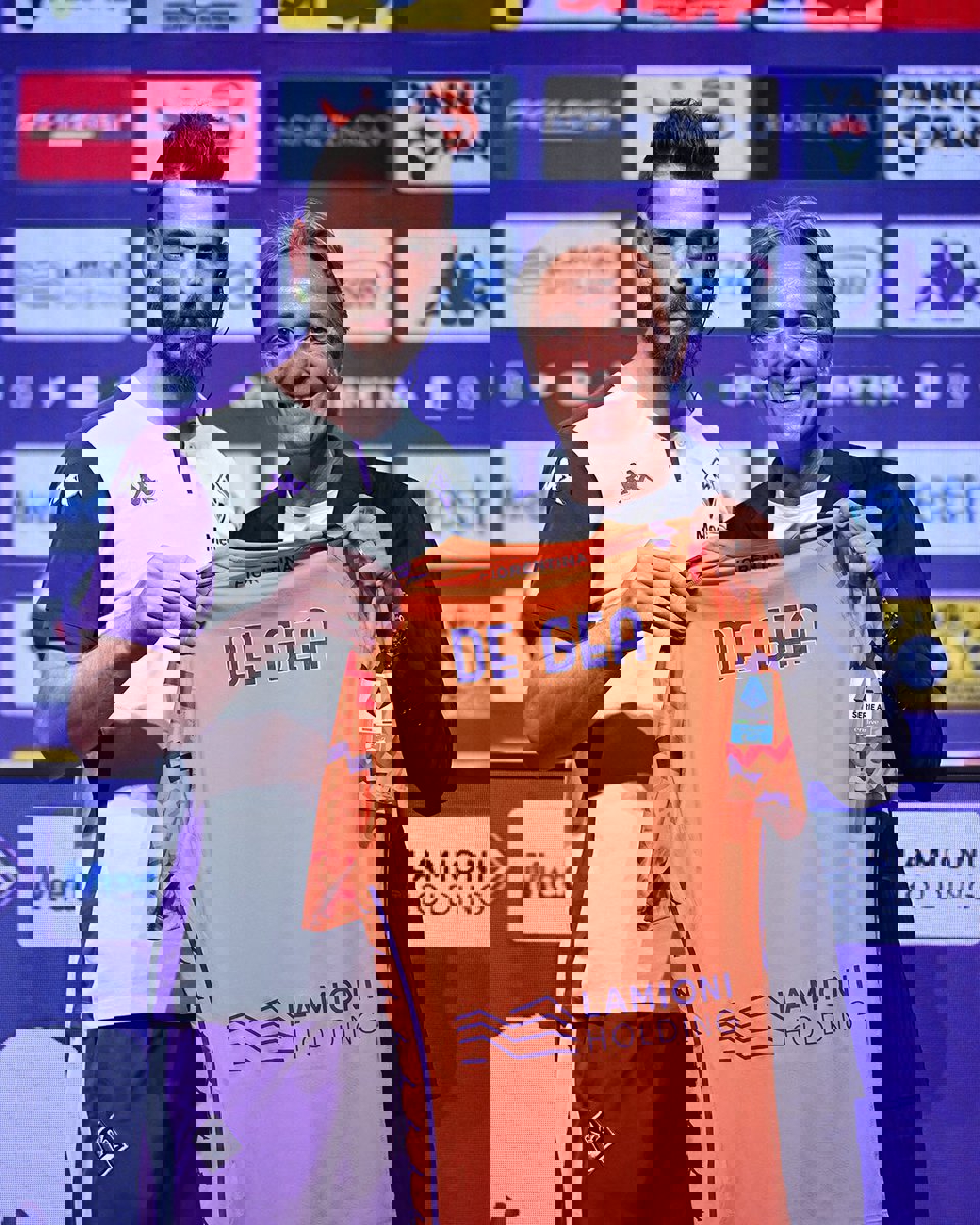 2067249