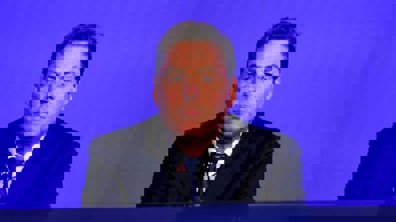 2067718