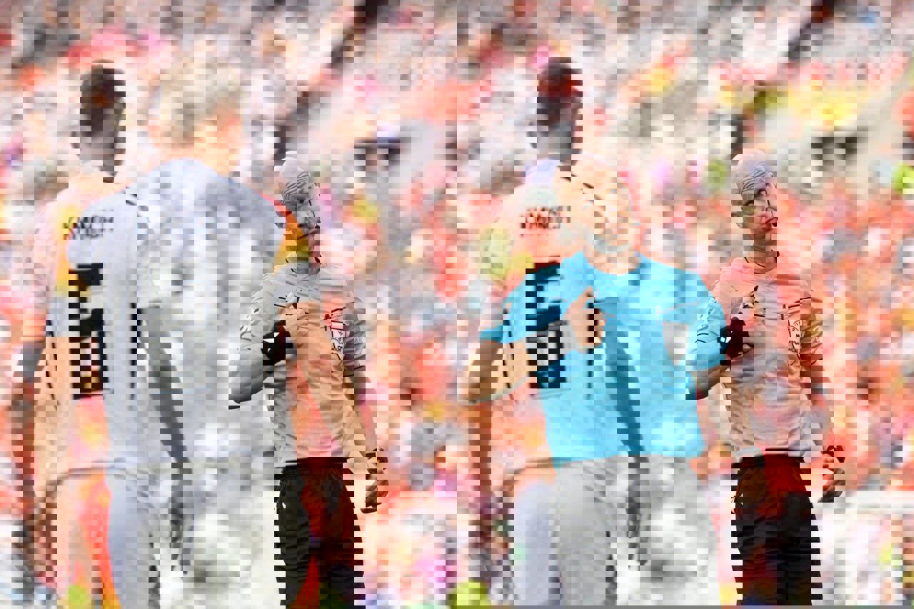 2067654