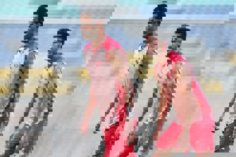 2067773