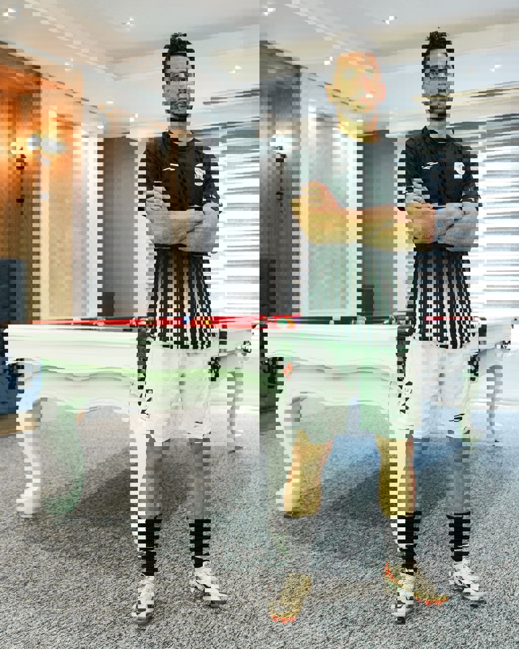 2067969