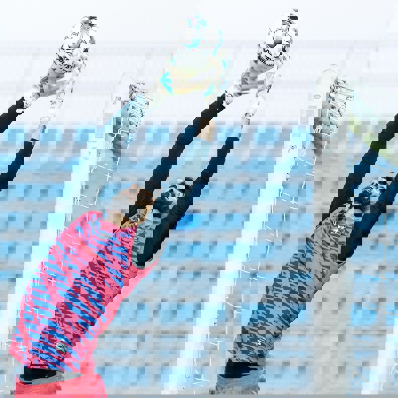 2067996