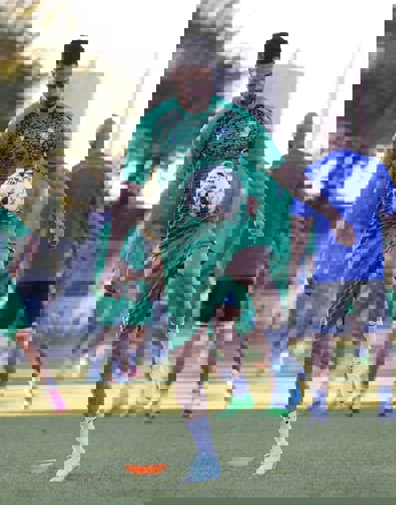 2068303