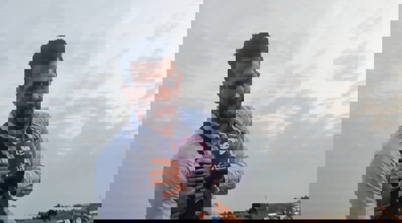 2068633