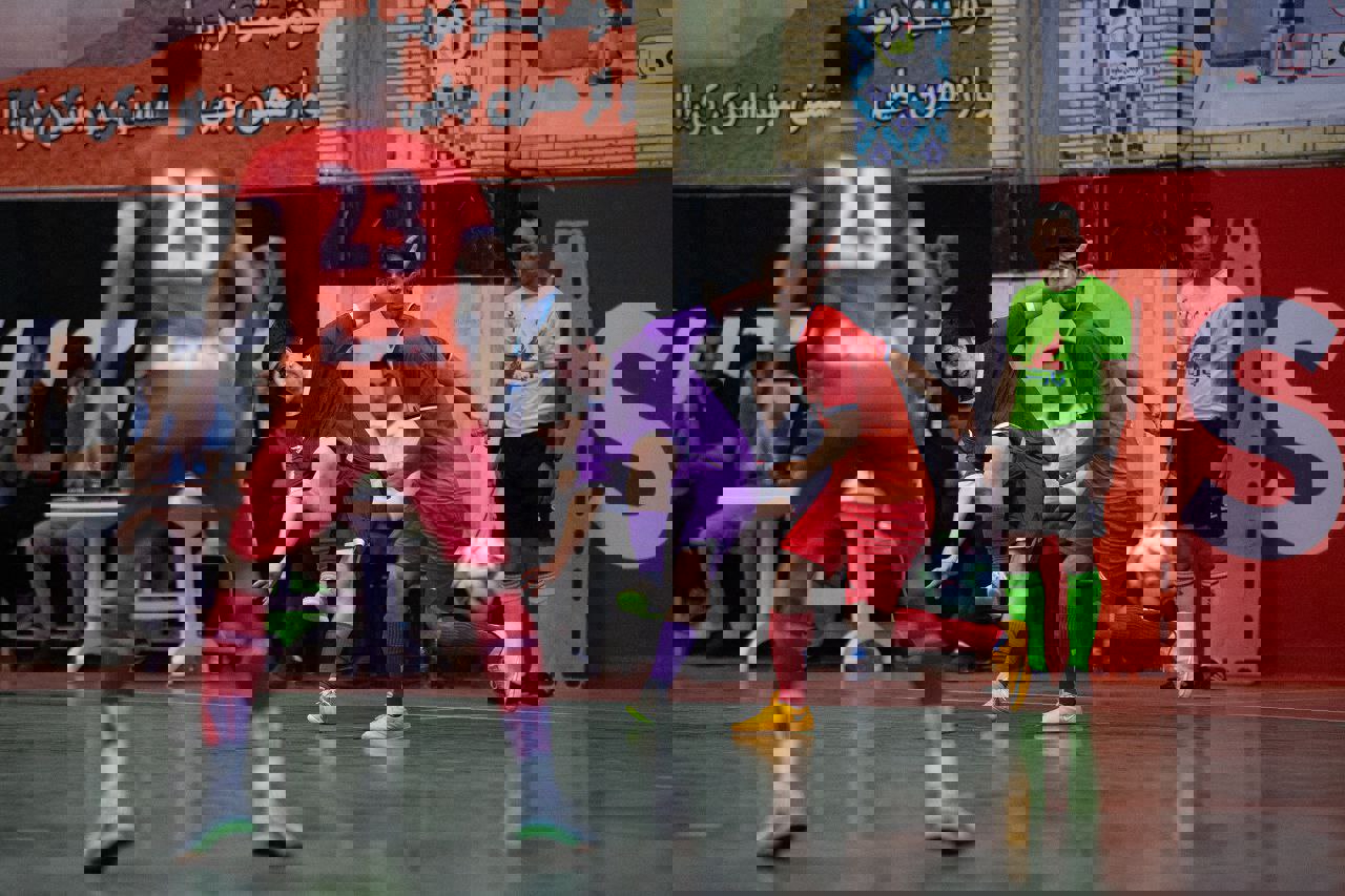 2068558