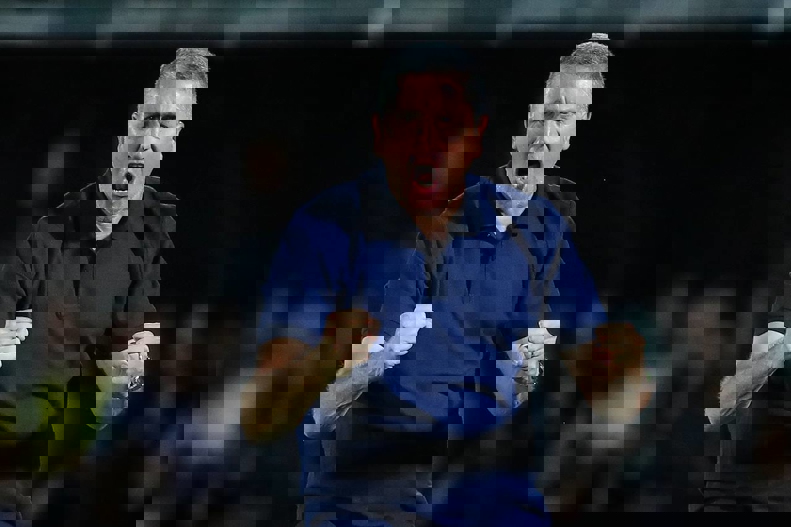 2068564