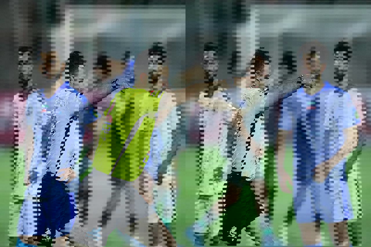 2069122