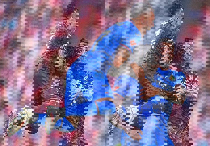 2068689