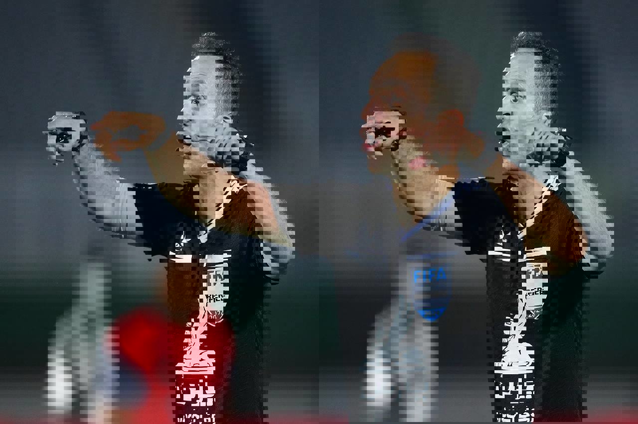 2068826