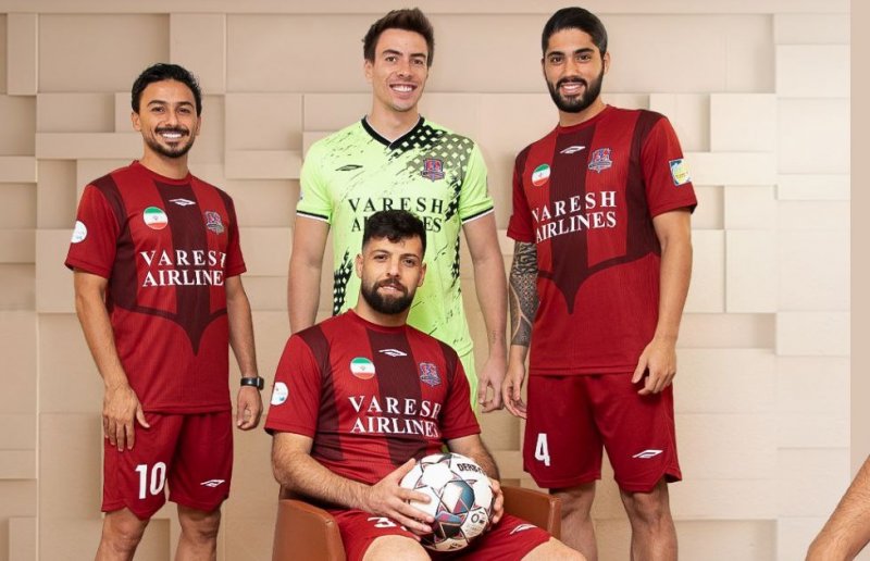 اولین عکس تیمی نساجی زیر باران شدید