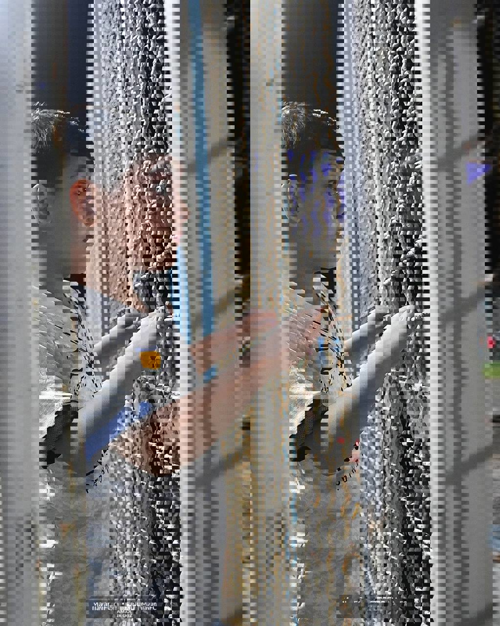 2069376