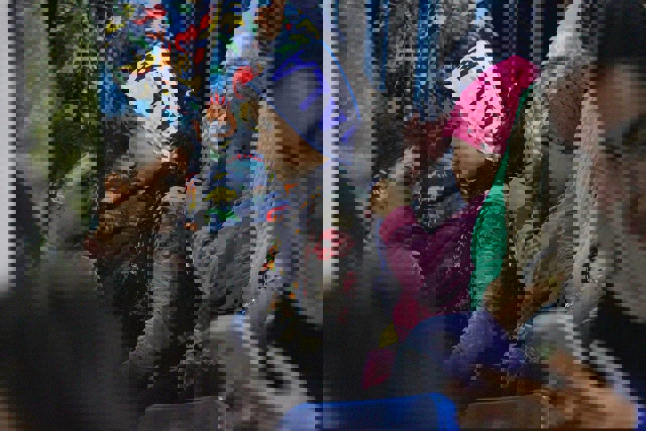 2069374