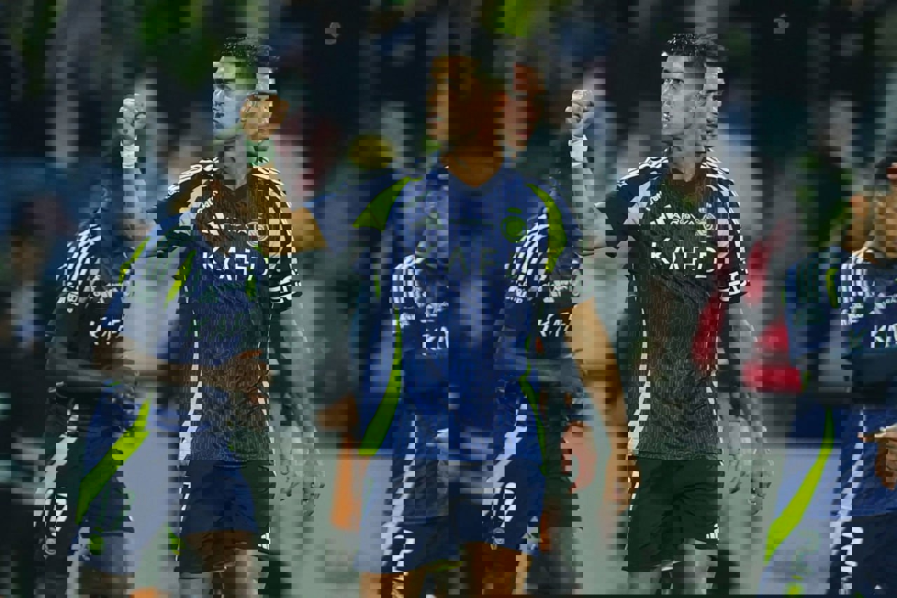 2069552