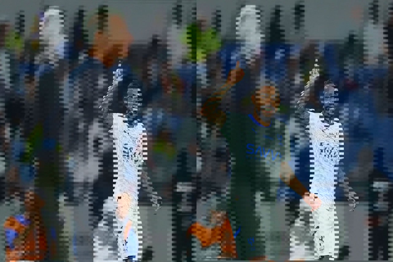 2069556