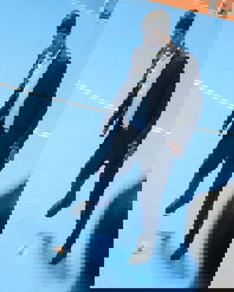 2069471