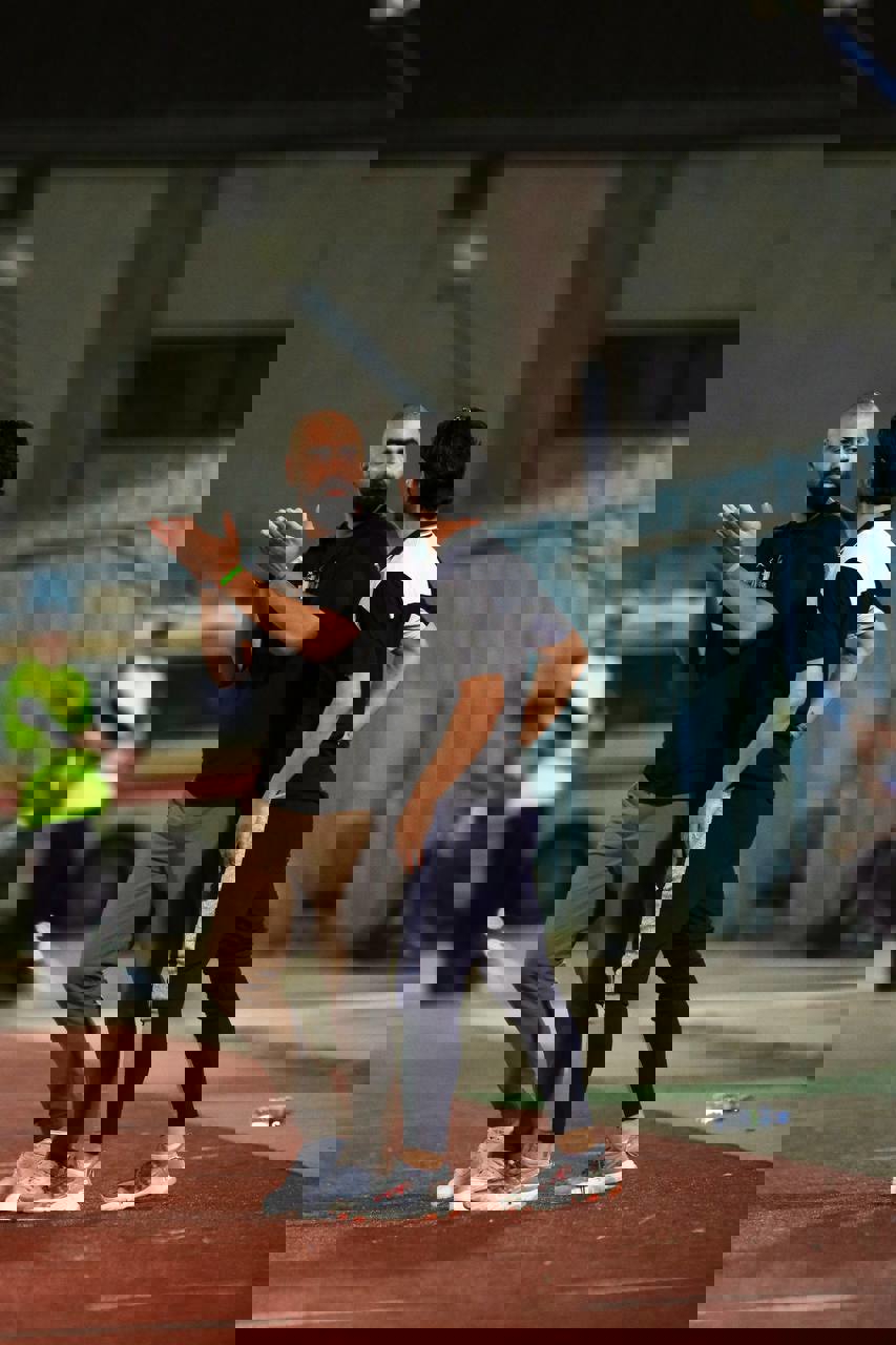 2069490