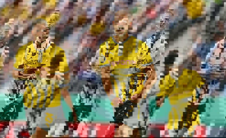 2069542