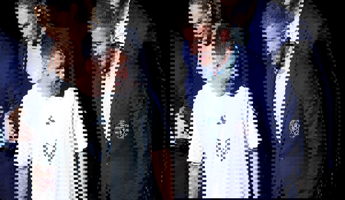 2069940