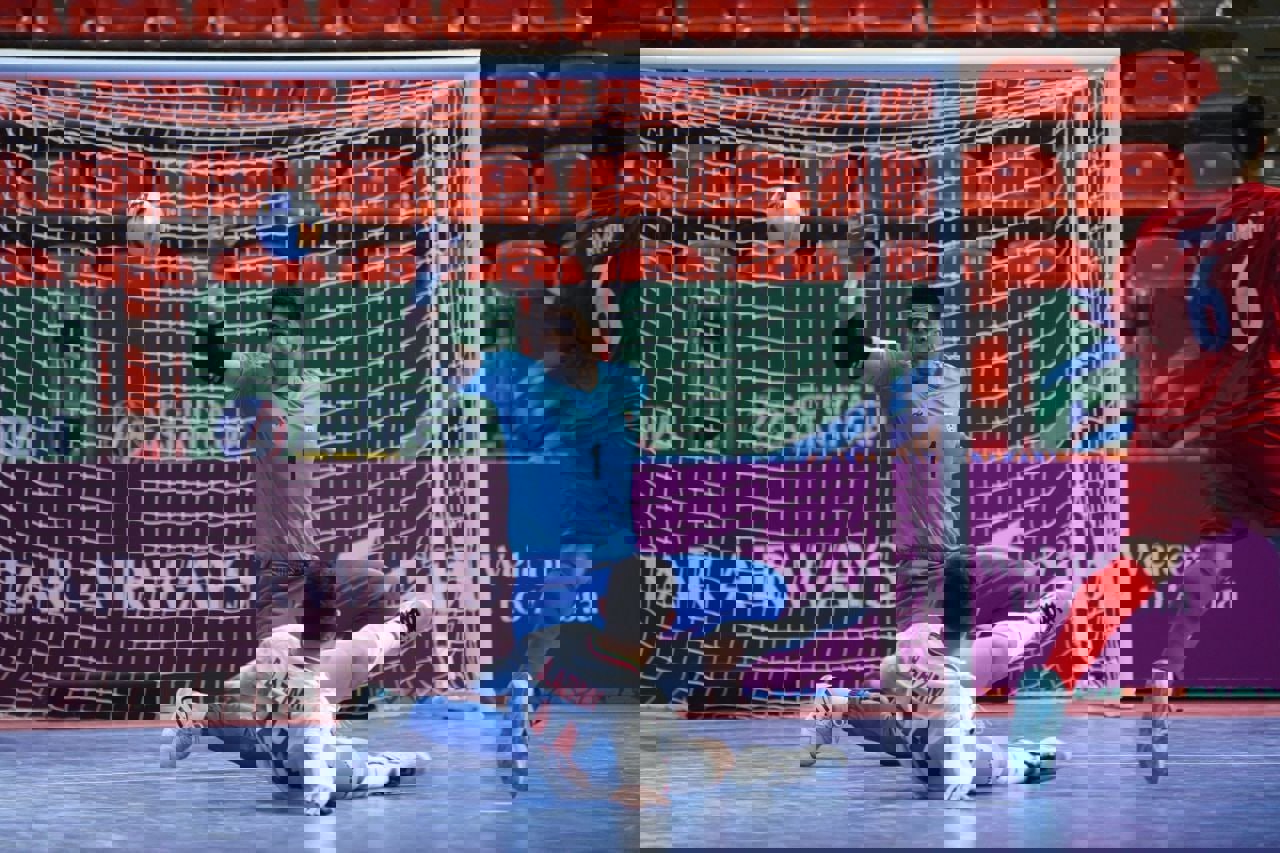 2069973