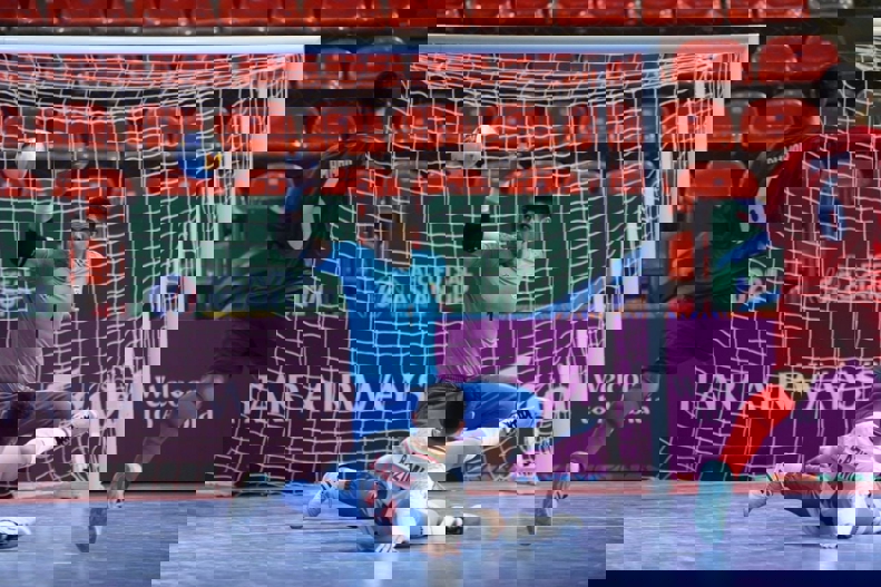 2069973