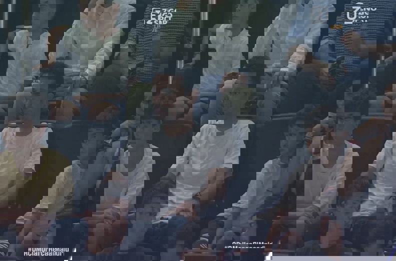 2070082