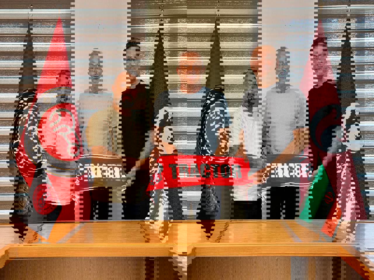 2070211