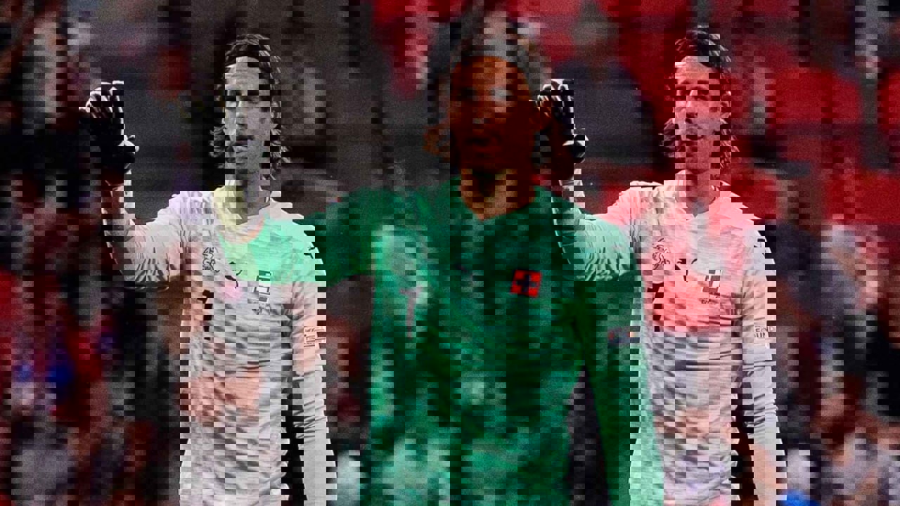2070198