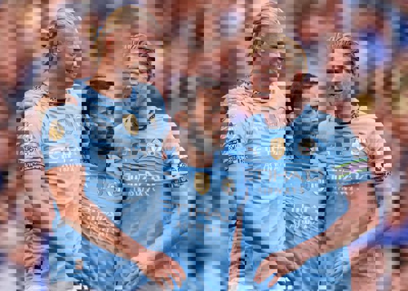 2070351