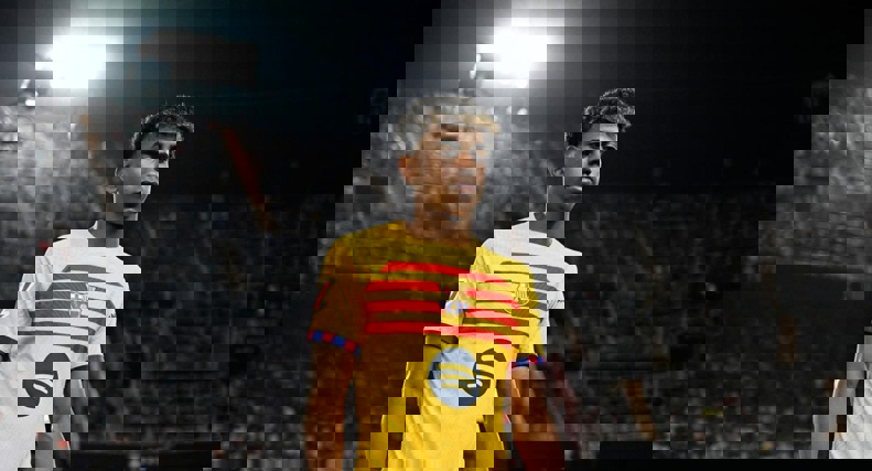 2070346