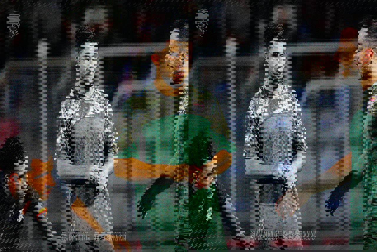 2070435