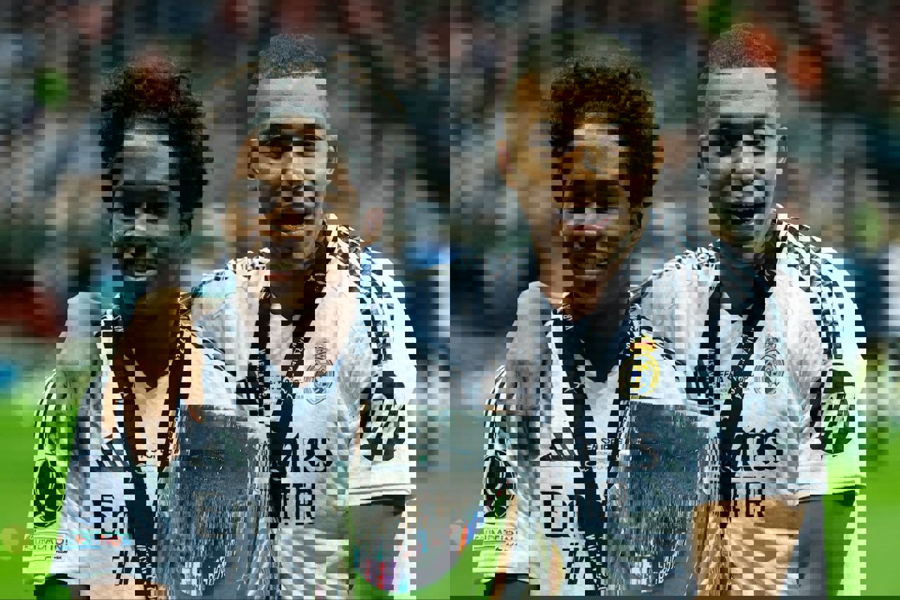 2070425