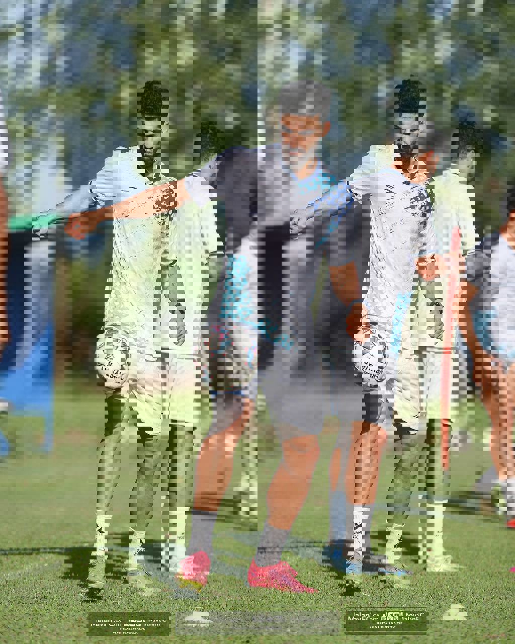 2070690