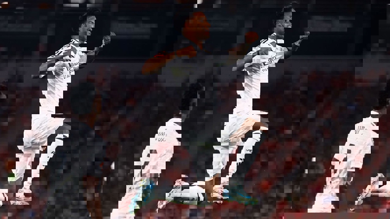 2070499