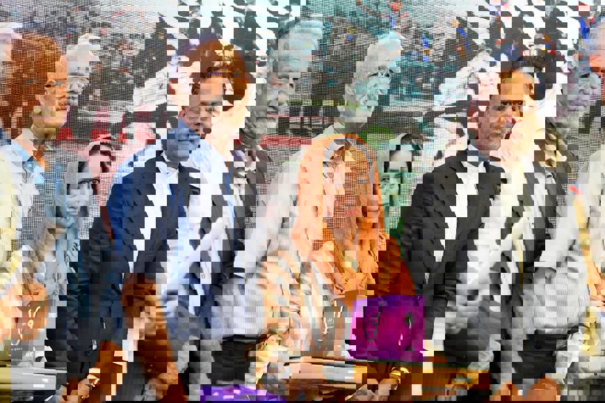 2070530