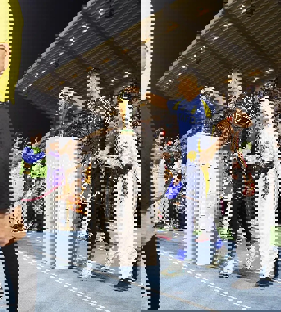2070552