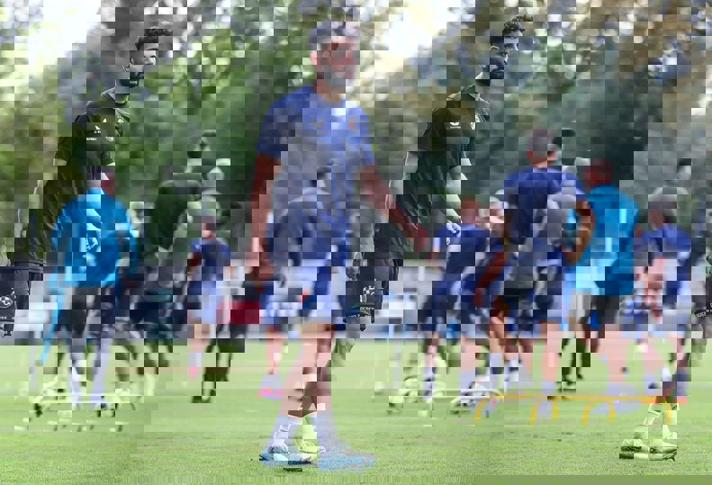 2070523