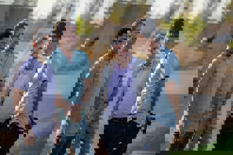 2070792