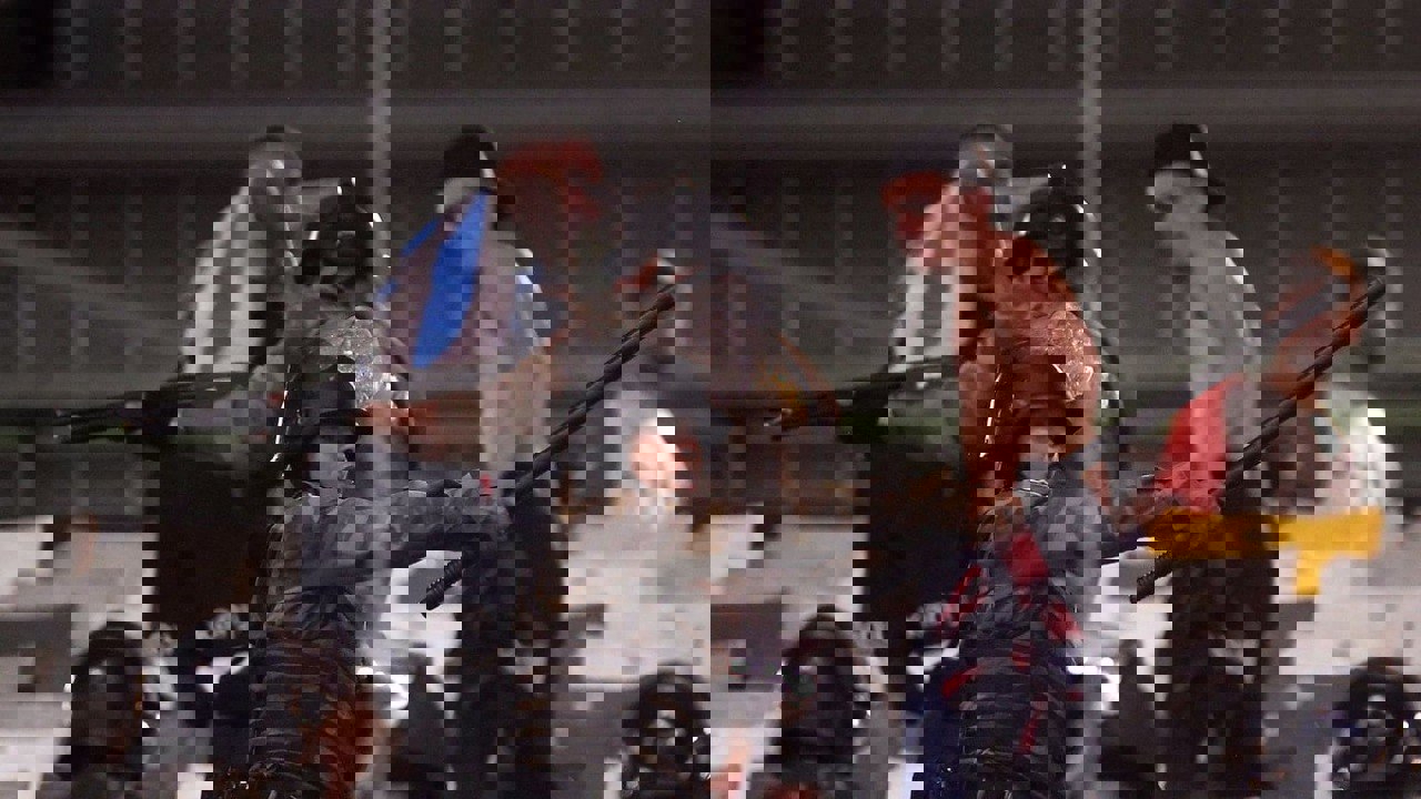 2070762