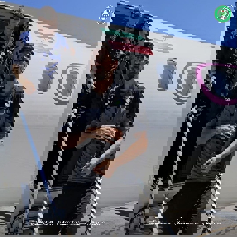 2070832