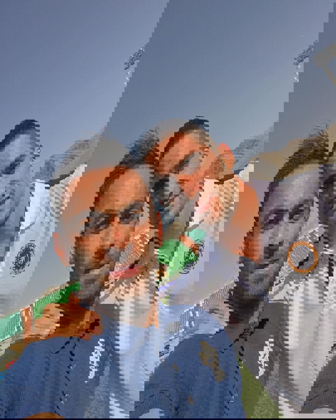 2070813