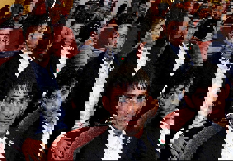 2070815