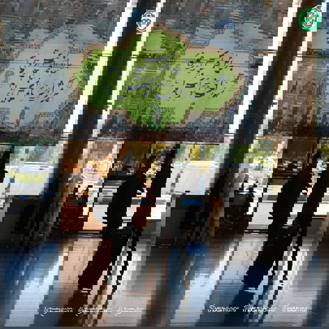 2070831