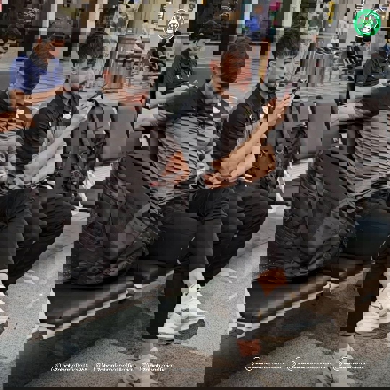 2070828