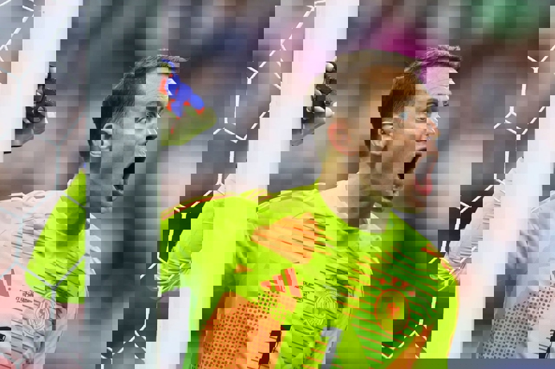 2071035